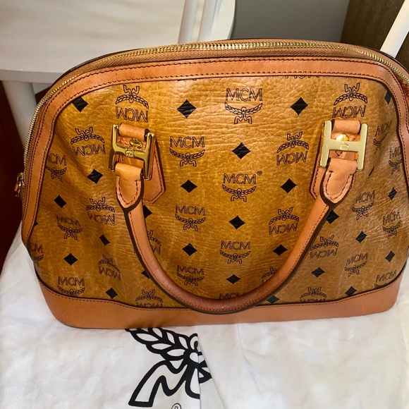 MCM Medium Heritage Canvas Bowling Bag in Cognac - Picture 9 of 16